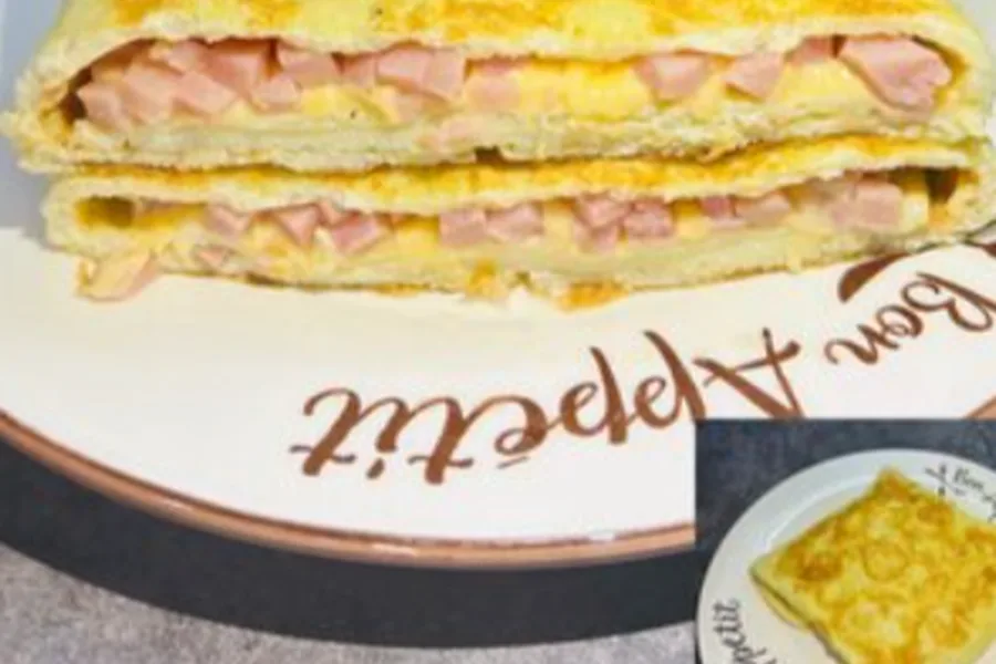 Яичный конвертик с ветчиной и сыром с пылу с жару